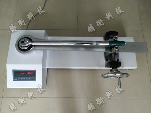 扭力扳手測(cè)量?jī)x圖片