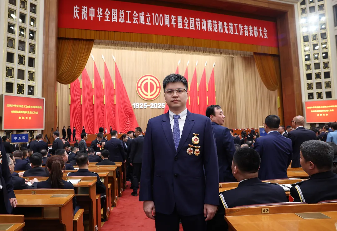 國(guó)字號(hào)殊榮再+1！集團(tuán)總裁崔巍榮膺“全國(guó)優(yōu)秀企業(yè)家”稱號(hào)！